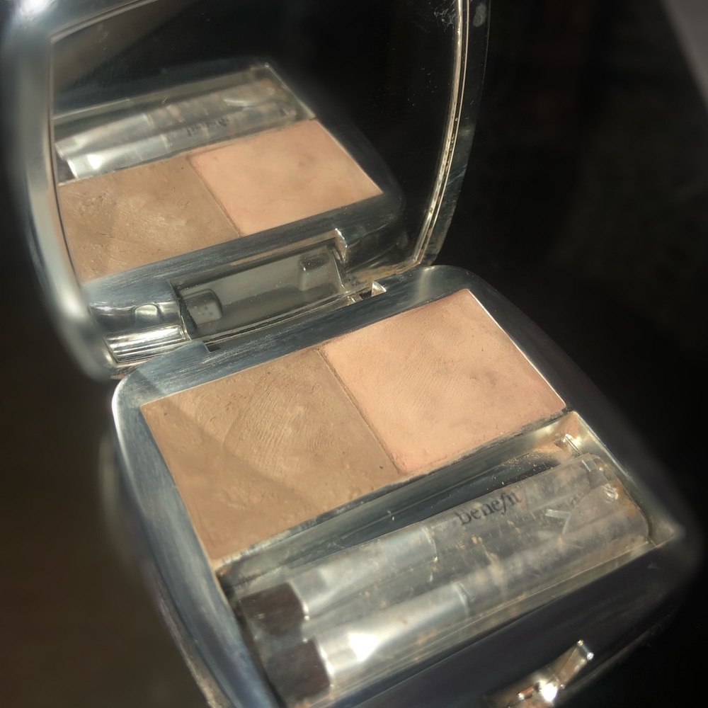 Benefit brow zing